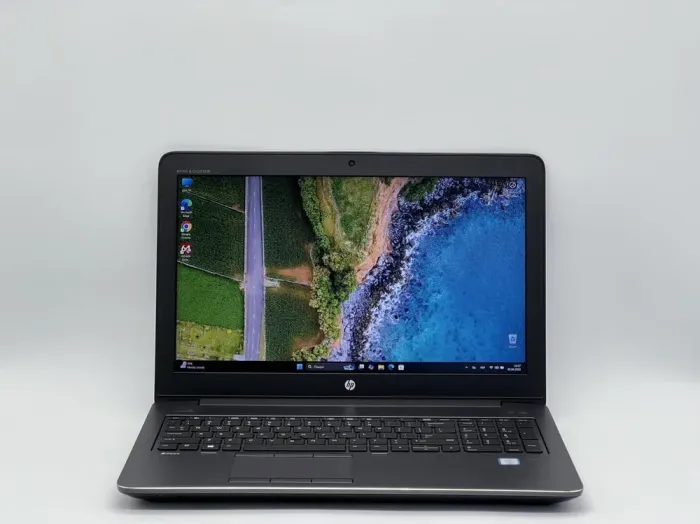 Мобільна робоча станція HP Zbook 15 G3 / 15.6" (1920x1080) TN / Intel Core i7-6820HQ (4 (8) ядра по 2.7 - 3.6 GHz) / 16 GB DDR4 / 480 GB SSD / nVidia Quadro M1000M, 2 GB GDDR5, 128-bit / WebCam б/в - зображення 2