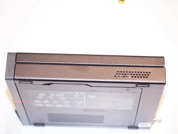 Неттоп Lenovo Thinkcentre m75q-1 USFF / AMD Ryzen 5 3400GE (4 (8) ядер по 3,3 - 4,0 ГГц) / 8 ГБ DDR4 / 256 ГБ SSD / AMD RX Vega 11 / USB 3.1 / Wi-Fi / Блок живлення в комплекті б/в - зображення 5