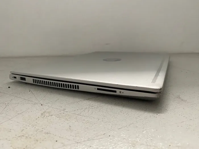 Ультрабук Б-клас HP ProBook 445 G6 / 14" (1366x768) TN / AMD Ryzen 3 2200U (2 (4) ядра по 2.5 - 3.4 GHz) / 8 GB DDR4 / 128 GB SSD / AMD Radeon Vega 3 Graphics / WebCam б/в - зображення 3