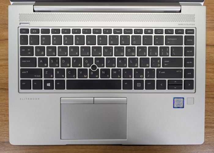 Ультрабук HP EliteBook 840 G6 / 14" (1920x1080) IPS / Intel Core i7-8565U (4 (8) ядра по 1.8 - 4.6 GHz) / 8 GB DDR4 / 256 GB SSD / Intel UHD Graphics / TouchID / WebCam / Windows 10 б/в - зображення 3