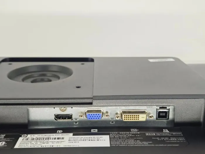 Монітор HP EliteDisplay E231 B-Class / 23" (1920x1080) TN / 1x DP, 1x DVI, 1x VGA, 2x USB 2.0 / VESA 100x100 / Поворотний / Без підставки б/в - зображення 4