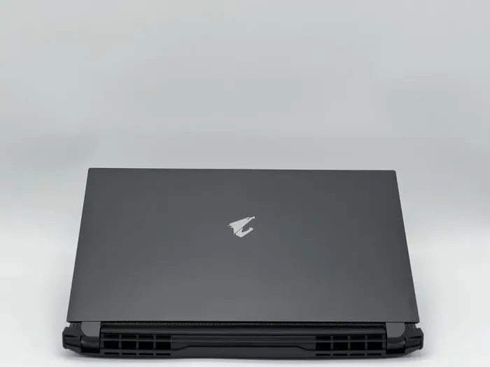Ігровий ноутбук Gigabyte Aorus 15P KD / 15.6" (1920x1080) IPS / Intel Core i7-11800H (8 (16) ядер по 2.3 - 4.6 GHz) / 32 GB DDR4 / 960 GB SSD / nVidia GeForce RTX 3060, 6 GB GDDR6, 192-bit / WebCam б/в - зображення 5