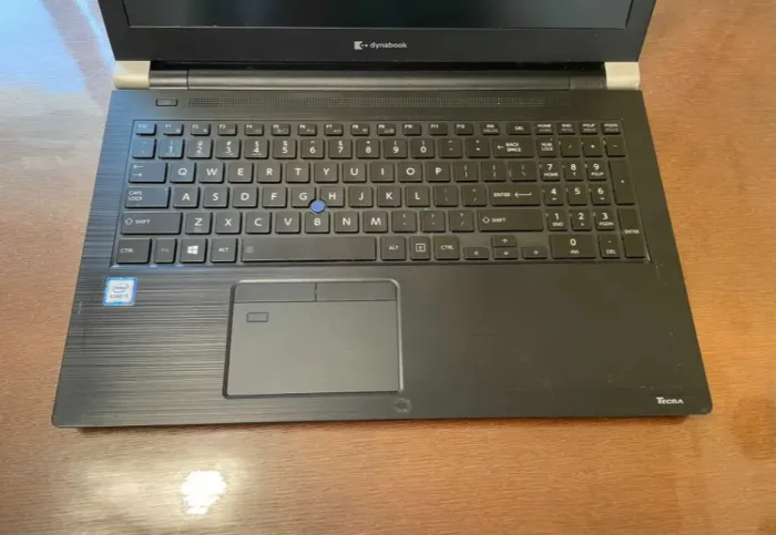 Ноутбук Б-клас Toshiba Dynabook TECRA A50-F / 15.6" (1920x1080) IPS / Intel Core i5-8250U (4 (8) ядра по 1.6 - 3.4 GHz) / 8 GB DDR4 / 256 GB SSD / Intel UHD Graphics 620 / WebCam б/в - зображення 4