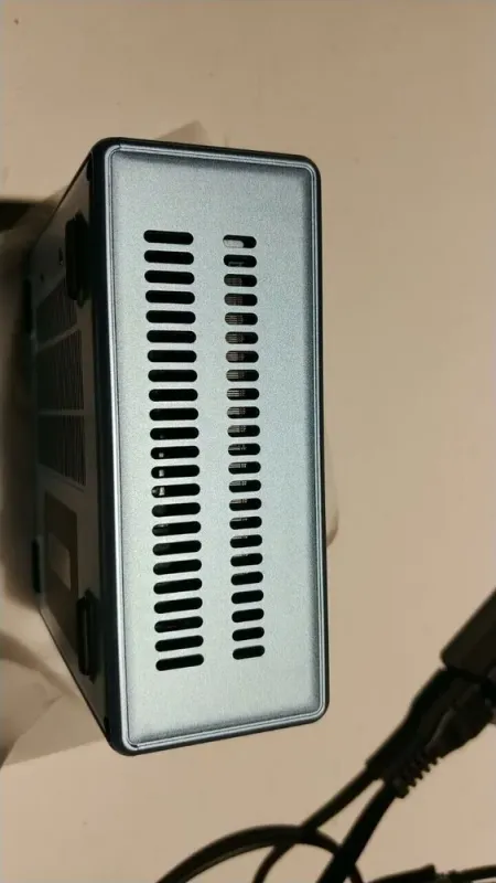 Неттоп Peladn Trycoo WO4 USFF / AMD Ryzen 5 5500U (6 (12) ядер по 2.1 - 4.0 GHz) / 32 GB DDR4 / 256 GB SSD / AMD RX Vega 7 / USB 3.1 / Wi-Fi / Bluetooth / Блок живлення в комплекті б/в - зображення 6