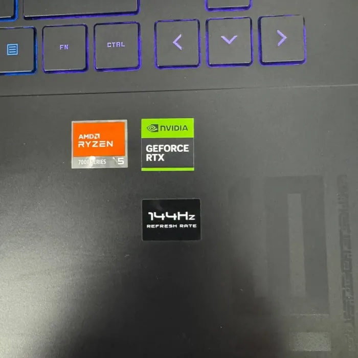 Ігровий ноутбук HP Omen 16z-xd000 / 16.0" (1920x1080) IPS / AMD Ryzen 5 7640HS (6 (12) ядра по 4,3 - 5,0 ГГц) / 16 ГБ DDR5 / 512 ГБ SSD / nVidia GeForce RTX 4050, 6 ГБ GDDR6, 96-біт / WebCam б/в - зображення 4