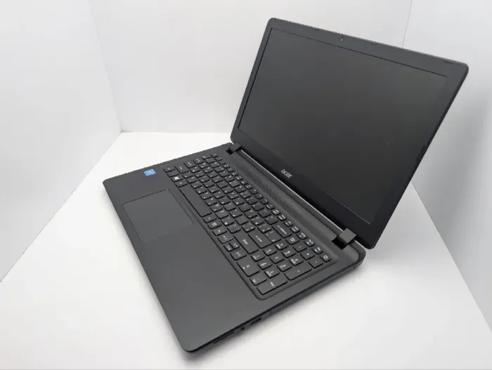 Ноутбук Acer Aspire ES1-533 / 15.6" (1366x768) TN / Intel Celeron N3350 (2 ядра по 1.1 - 2.4 GHz) / 6 GB DDR3 / 120 GB SSD / Intel HD Graphics 500 / WebCam б/в - зображення 7