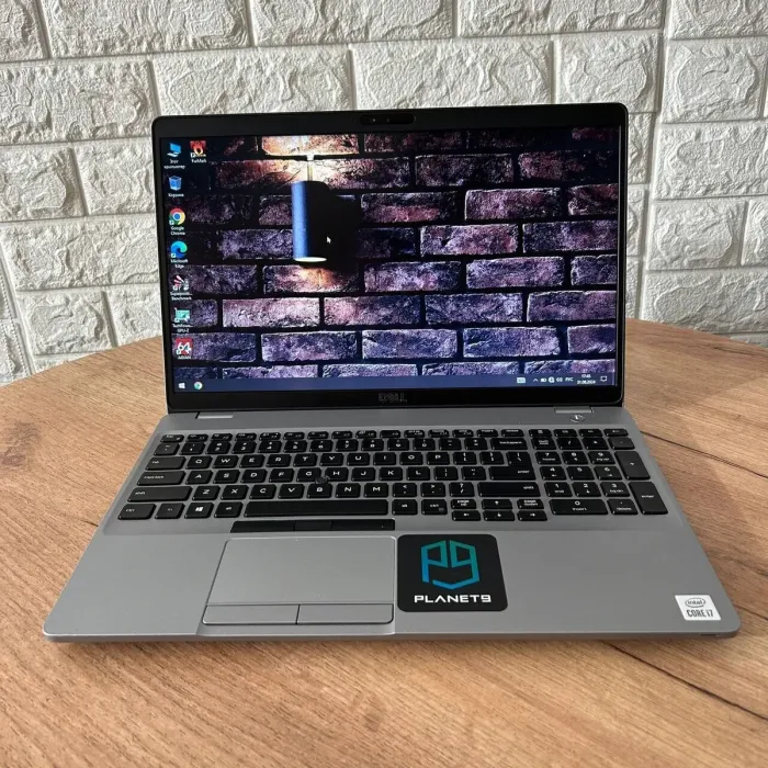 Ігровий ноутбук Б-клас Dell Latitude 5511 / 15.6" (1366x768) TN / Intel Core i7-10750H (6 (12) ядер по 2.6 - 5.0 GHz) / 16 GB DDR4 / 256 GB SSD / nVidia GeForce MX250, 2 GB GDDR5, 64-bit / WebCam б/в - зображення 2