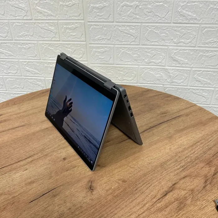 Ультрабук-трансформер Dell Latitude 5310 2-in-1 / 13.3" (1920x1080) IPS Touch / Intel Core i5-10310U (4 (8) ядра по 1.7 - 4.4 GHz) / 8 GB DDR4 / 256 GB SSD NVMe / Intel UHD Graphics / WebCam б/в - зображення 8