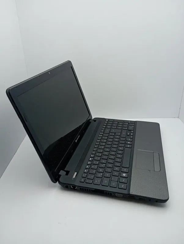 Ноутбук Acer Pakard TS11 / 15.6" (1366x768) TN / Intel Core i7-2630QM (4 (8) ядра по 2.0 - 2.9 GHz) / 6 GB DDR3 / 500 GB HDD / nVidia GeForce GT 630M, 1 GB GDDR3, 64-bit / WebCam б/в - зображення 3