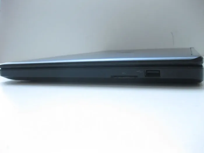 Ноутбук Dell Latitude E5450 / 14" (1366x768) TN / Intel Core i7-5600U (2 (4) ядра по 2.6 - 3.2 GHz) / 8 GB DDR3 / 256 GB SSD / Intel HD Graphics 5500 / WebCam б/в - зображення 5