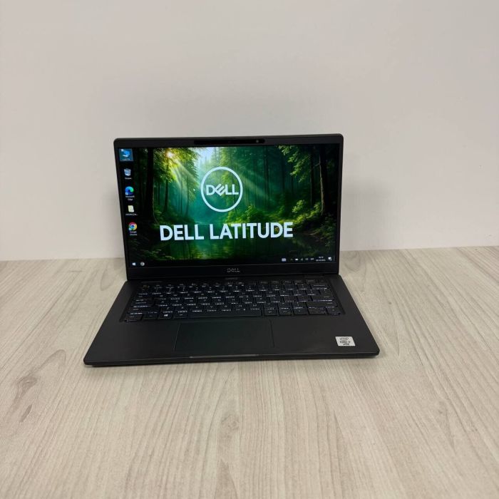 Ультрабук Dell Latitude 7310 / 13.3" (1920x1080) IPS Touch / Intel Core i7-10610U (4 (8) ядра по 1.8 - 4.9 GHz) / 16 GB DDR4 / 256 GB SSD NVMe / Intel UHD Graphics / WebCam б/в - зображення 2