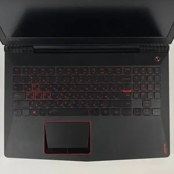 Ігровий ноутбук Lenovo Legion Y520-14IKBN / 15.6" (1920x1080) IPS / Intel Core i7-7700HQ (4 (8) ядра по 2.8 - 3.8 GHz) / 16 GB DDR4 / 128 GB SSD + 1000 GB HDD / nVidia Geforce GTX 1050 Ti, 4 GB GDDR5, 128-bit / WebCam / HDMI б/в - зображення 3