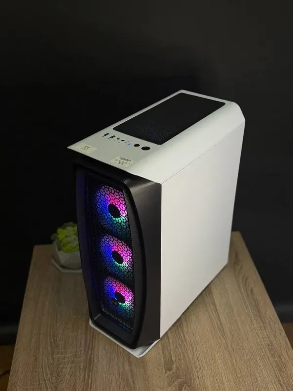 Ігровий ПК AeroCool Aero One Frost White Tower / Intel Core i7-10700K (8 (16) ядер 3,5 - 5,1 ГГц) / 16 ГБ DDR4 / 1000 ГБ SSD / nVidia GeForce RTX 2060 Super, 8 ГБ GDDR6, 256-біт / 700 Вт / Win 11 б/в - зображення 4