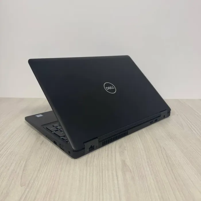 Ігровий ноутбук Dell Latitude 5591 / 15,6" (1920x1080) IPS / Intel Core i7-8850H (6 (12) ядер по 2,6 - 4,3 ГГц) / 16 ГБ DDR4 / 512 ГБ SSD NVMe / nVidia GeForce MX130, 2 ГБ DDR5, 64-біт / WebCam б/в - зображення 6