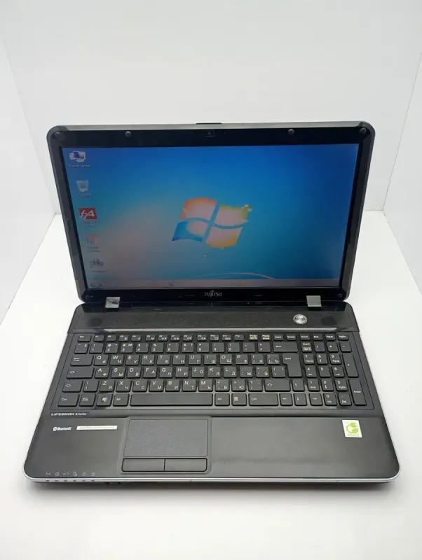 Ноутбук Б-клас Fujitsu Lifebook A531 / 15.6" (1366x768) TN / Intel Core i5-2410M (2 (4) ядра по 2.3 - 2.9 GHz) / 6 GB DDR3 / 320 GB HDD / Intel HD Graphics 3000 / WebCam б/в - зображення 7