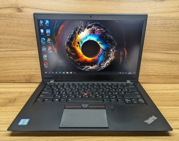 Ультрабук Lenovo ThinkPad T460s / 14" (1920x1080) IPS / Intel Core i5-6300U (2 (4) ядра по 2.4 - 3.0 GHz) / 12 GB DDR4 / 256 GB SSD / Intel HD Graphics 520 / WebCam / Windows 10 б/в - зображення 2