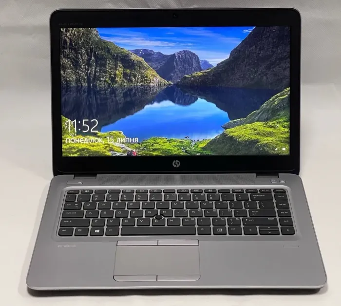 Ноутбук Б-клас HP EliteBook mt43 / 14" (1920x1080) TN / AMD Pro A8-9600B (4 ядра по 2.4 - 3.3 GHz) / 8 GB DDR4 / 128 GB SSD / AMD Radeon R5 Graphics / WebCam / VGA б/в - зображення 2
