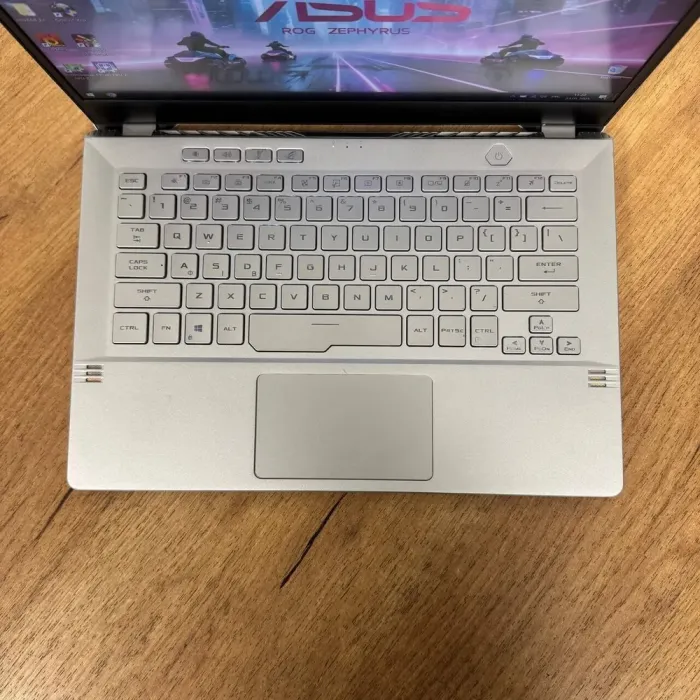 Ігровий ультрабук Asus ROG Zephyrus G14 GA401IV / 14" (1920x1080) IPS / AMD Ryzen 7 4800HS (8 (16) ядер по 2.9 - 4.2 GHz) / 16 GB DDR4 / 512 GB SSD NVMe / nVidia GeForce RTX 2060 Max-Q, 6 GB GDDR6, 192-bit б/в - зображення 7