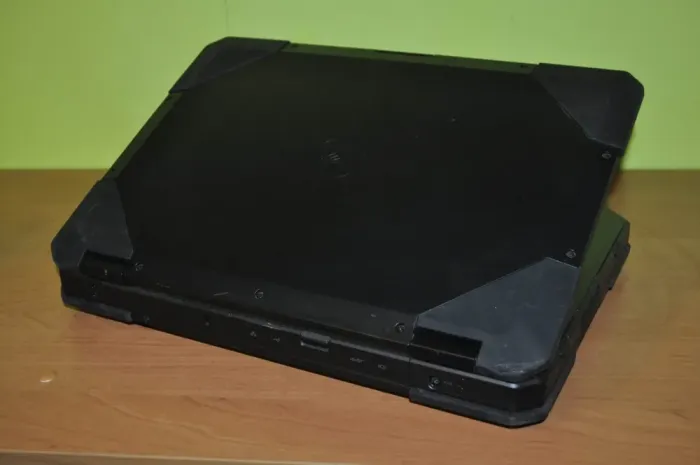 Захищений ноутбук Dell Latitude 5414 Rugged / 14" (1366x768) TN / Intel Core i5-6300U (2 (4) ядра по 2.4 - 3.0 GHz) / 16 GB DDR4 / 1000 GB SSD / Intel HD Graphics 520 / WebCam / Wi-Fi / Bluetooth / Windows 11 Pro б/в - зображення 17