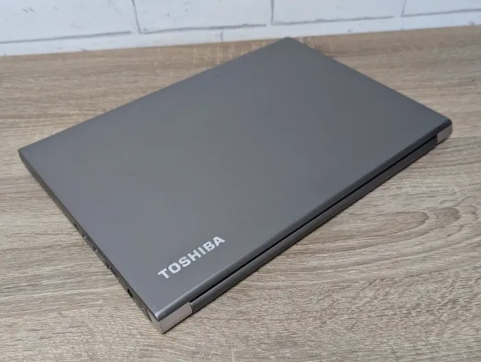 Ноутбук Б-клас Toshiba Tecra Z40-A-187 / 14" (1366x768) TN / Intel Core i5-4310U (2 (4) ядра по 2.0 - 3.0 GHz) / 8 GB DDR3 / 128 GB SSD / Intel HD Graphics 4400 / WebCam б/в - зображення 7