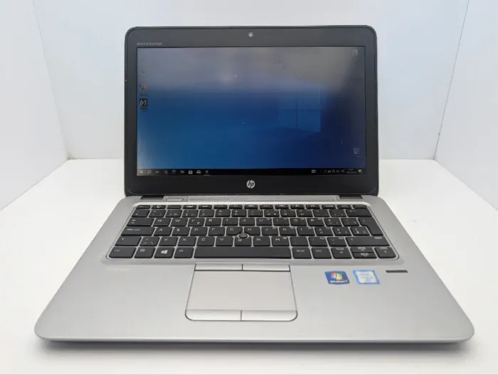 Нетбук HP EliteBook 820 G3 / 12.5" (1366x768) TN / Intel Core i5-6300U (2 (4) ядра по 2.4 - 3.0 GHz) / 8 GB DDR4 / 120 GB SSD / Intel HD Graphics 520 / WebCam б/в - зображення 2
