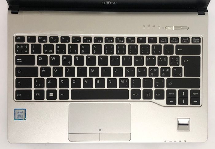 Ноутбук Б-клас Fujitsu LifeBook E756 / 15.6" (1920x1080) IPS / Intel Core i5-8250U (4 (8) ядра по 1.6 - 3.4 GHz) / 8 GB DDR4 / 256 GB SSD / Intel UHD Graphics 620 / WebCam / Win 10 Pro б/в - зображення 8