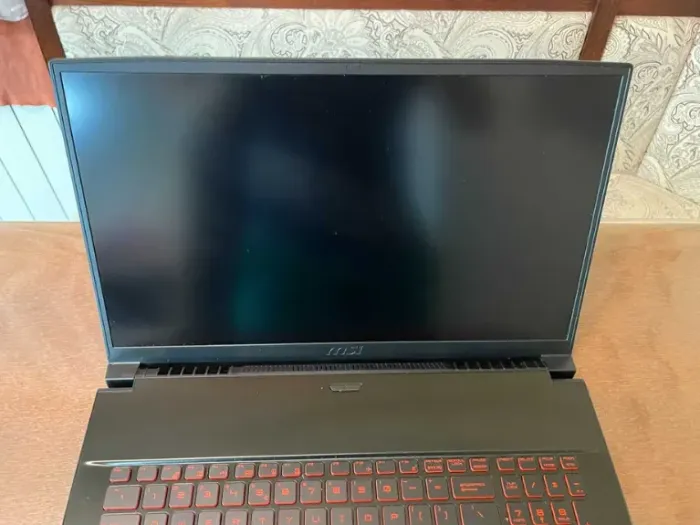 Ігровий ноутбук MSI GF75 Thin 10SC / 17.3" (1920x1080) IPS / Intel Core i5-10300H (4 (8) ядра по 2.5 - 4.5 GHz) / 16 GB DDR4 / 512 GB SSD / nVidia GeForce GTX 1650 Ti, 4 GB GDDR6, 128-bit / WebCam б/в - зображення 5