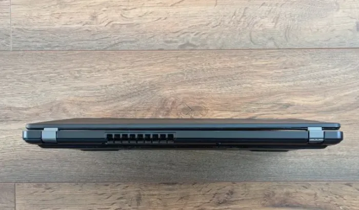 Ноутбук Acer TravelMate P2 TMP214-52 / 14" (1920x1080) IPS / Intel Core i7-10510U (4 (8) ядра по 1.8 - 4.9 GHz) / 8 GB DDR4 / 512 GB SSD / Intel UHD Graphics for 10th / WebCam / Win 11 б/в - зображення 6