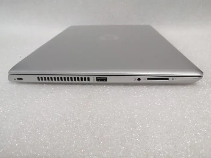 Ультрабук HP ProBook 430 G5 / 13.3" TN / Core i5-8250U (4 ядра по 1.6-3.4 GHz) / 8GB DDR4 / 240GB SSD / UHD Graphics 620 / WebCam / HDMI б/в - зображення 5