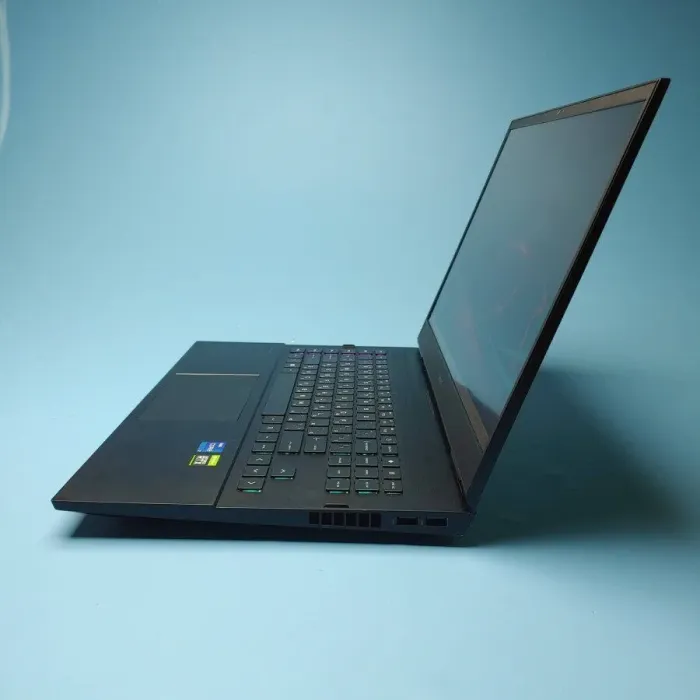 Ігровий ноутбук Б-клас HP Omen 17-ck0372nr / 17.3" (1920x1080) IPS / Intel Core i7-11800H (8 (16) ядер по 2.3 - 4.6 GHz) / 16 GB DDR4 / 480 GB SSD / nVidia GeForce RTX 3060, 6 GB GDDR6, 192-bit / WebCam / Win 11 Pro б/в - зображення 4