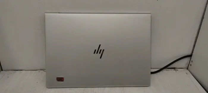Ультрабук Б-клас HP EliteBook 840 G5 / 14" (1920x1080) IPS / Intel Core i7-8550U (4 (8) ядра по 1.8 - 4.0 GHz) / 8 GB DDR4 / 256 GB SSD / Intel UHD Graphics 620 / WebCam б/в - зображення 6