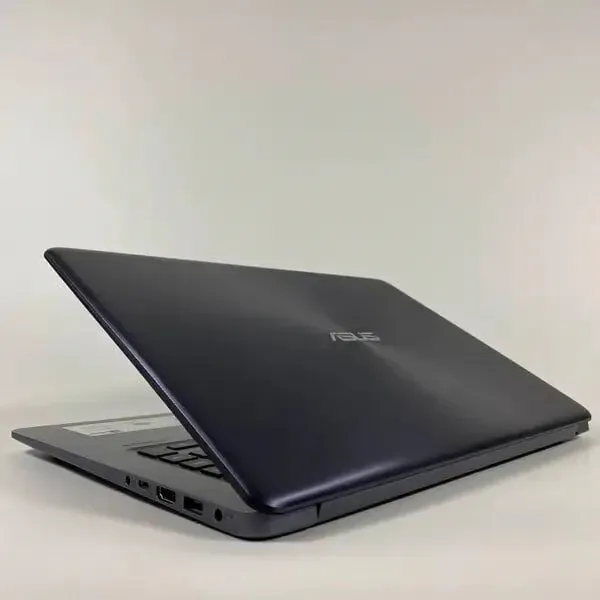 Ноутбук Asus F510U / 15.6" (1920x1080) IPS / Intel Core i5-8250U (4 (8) ядра по 1.6 - 3.4 GHz) / 16 GB DDR4 / 240 GB SSD / Intel UHD Graphics 620 / WebCam / Fingerprint б/в - зображення 7