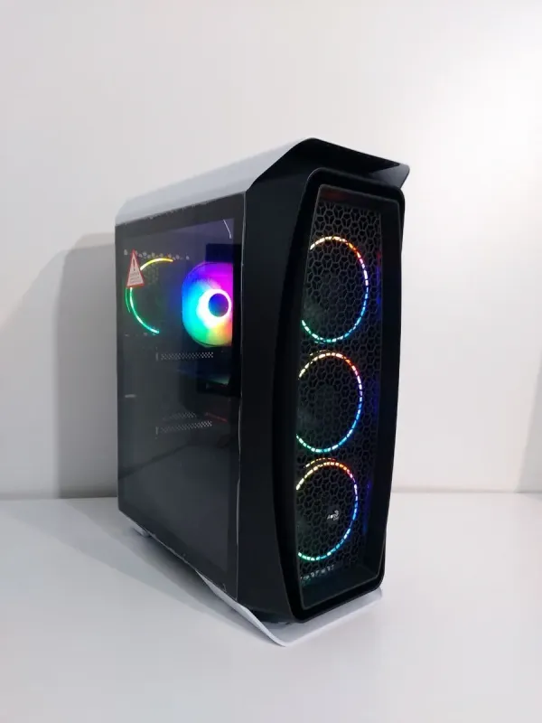 Ігровий ПК AeroCool Aero One Frost Tower / Intel Core i7-7700 (4 (8) ядер 3,6 - 4,2 ГГц) / 32 ГБ DDR4 / 512 ГБ SSD M.2 + 1000 ГБ HDD / AMD Radeon RX 5700 XT, 8 ГБ GDDR6, 256-біт / 650 Вт б/в - зображення 2