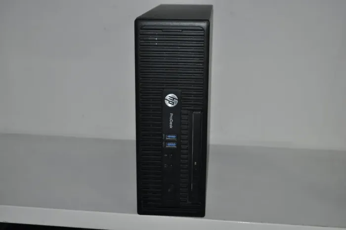 Комп'ютер HP ProDesk 400 G3 SFF / Intel Core i5-6500 (4 ядра по 3.2 - 3.6 GHz) / 8 GB DDR4 / 240 GB SSD / Intel HD Graphics 530 / DVD-ROM б/в - зображення 2