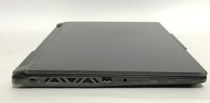 Ігровий ноутбук MSI Cyborg 15 A12VF / 15.6" (1920x1080) IPS / Intel Core i7-12650H (10 (16) ядер по 3.3 - 4.4 GHz) / 16 GB DDR5 / 512 GB SSD M.2 / nVidia GeForce RTX 4060, 8 GB GDDR6, 128-bit / WebCam / Win 11 Home - зображення 5