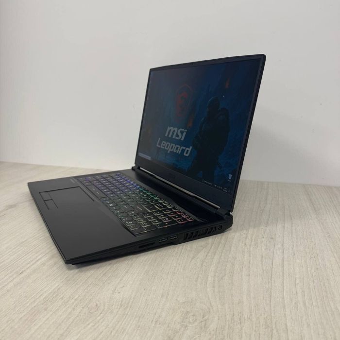 Ігровий ноутбук Б-класу MSI GL75 Leopard 10SFK / 17.3" (1920x1080) IPS / Intel Core i7-10750H (6 (12) ядер по 2.6 - 5.0 GHz) / 16 GB DDR4 / 1000 GB SSD / nVidia GeForce RTX 2070, 8 GB GDDR6, 256-bit / WebCam б/в - изображение 5