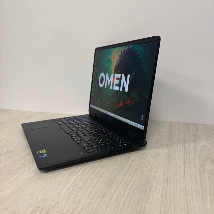 Ігровий ноутбук HP Omen 16 Slim 16-an0001nr / 16" (2560x1600) IPS / Intel Core Ultra 7 255H (16 (22) ядер по 2.0 - 5.1 GHz) / 16 GB DDR5 / 512 GB SSD / nVidia GeForce RTX 5060, 8 GB GDDR7, 128-bit / WebCam б/в - изображение 6