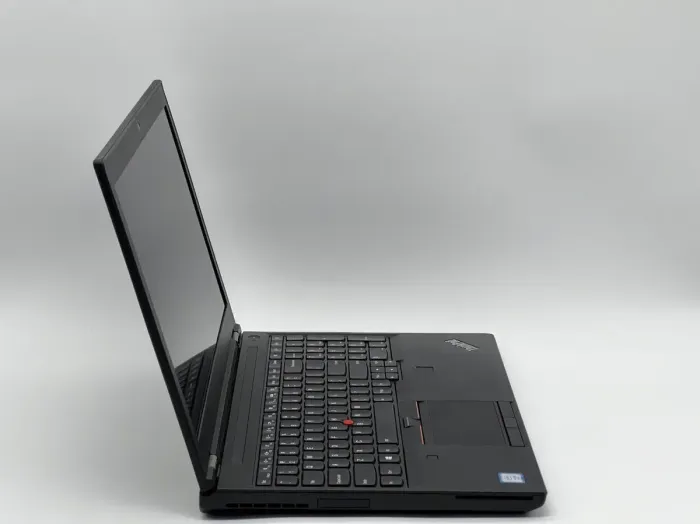 Мобільна робоча станція Lenovo ThinkPad P50 / 15.6" (1920x1080) IPS / Intel Xeon E3-1535M v5 (4 (8) ядра по 2.9 - 3.8 GHz) / 16 GB DDR4 / 240 GB SSD / nVidia Quadro M2000M, 4 GB GDDR5, 128-bit / WebCam б/в - зображення 3