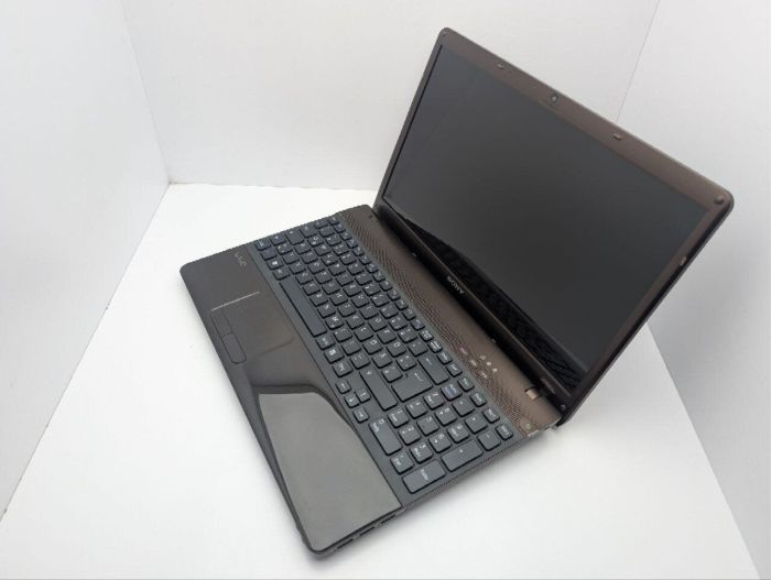 Ноутбук Sony VPC EB1C5E / 15.6" (1920x1080) TN / Intel Core i5-520M (2 (4) ядра по 2.4 - 2.9 GHz) / 8 GB DDR3 / 500 GB HDD / AMD Radeon HD 5650, 1 GB GDDR3, 128-bit / WebCam / DVD-ROM б/в - изображение 7