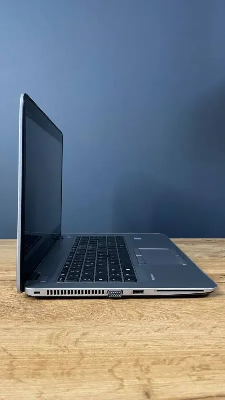 Ультрабук HP EliteBook 840 G3 / 14" (1920x1080) TN Touch / Intel Core i5-6300U (2 (4) ядра по 2.4 - 3.0 GHz) / 8 GB DDR4 / 128 GB SSD + 500 GB HDD / Intel HD Graphics 520 / WebCam / DisplayPort б/в - зображення 5