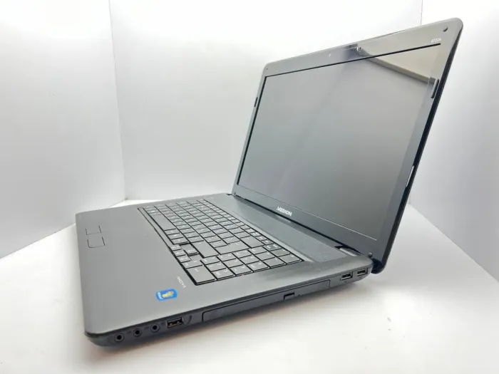 Ноутбук Medion Akoya E7214 / 17.3 "(1600x900) TN / Intel Core i5-430M (2 (4) ядра по 2.26 - 2.53 GHz) / 4 GB DDR3 / 500 GB HDD / Intel HD Graphics / WebCam / АКБ   не тримає б/в - зображення 4