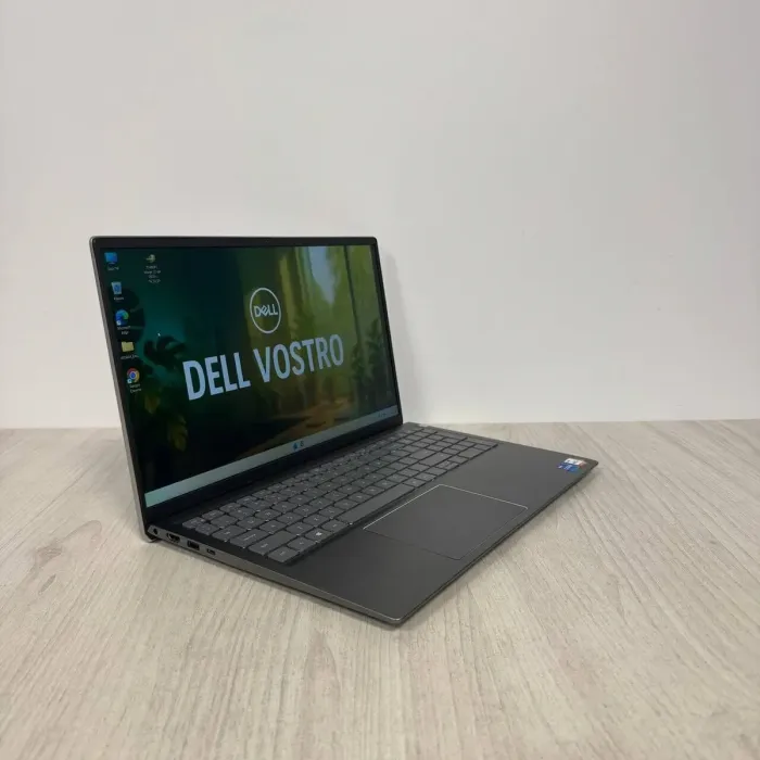 Ультрабук Б-клас Dell vostro 5510 / 15.6" (1920x1080) IPS / Intel Core i5-11300H (4 (8) ядра по 3.1 - 4.4 GHz) / 12 GB DDR4 / 256 GB SSD / Intel Iris Xe Graphics / WebCam б/в - зображення 4