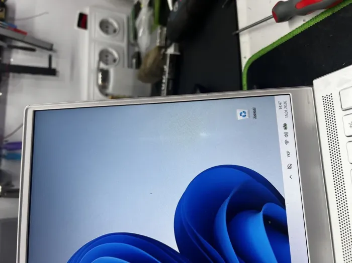 Ігровий ультрабук Б-класу Dell Inspiron 15 7501 / 15,6" (1920x1080) IPS / Intel Core i7-10750H (6 (12) ядер по 2,6 - 5,0 ГГц) / 16 ГБ DDR4 / 240 ГБ SSD / nVidia GeForce GTX 1650, 4 ГБ GDDR6, 128-біт / WebCam б/в - зображення 6