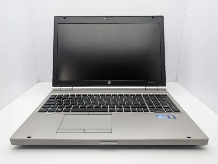 Ноутбук HP EliteBook 8560p / 15.6" (1366x768) TN / Intel Core i7-2620M (2 (4) ядра по 2.7 - 3.4 GHz) / 6 GB DDR3 / 1000 GB HDD / Intel HD Graphics 3000 / WebCam б/в - зображення 3