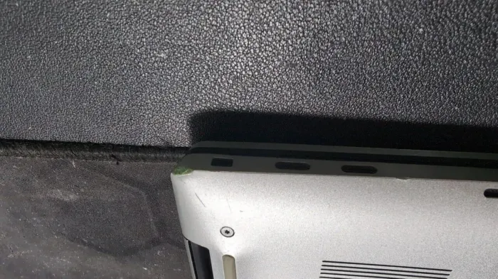 Ігровий ноутбук Б-класу Dell XPS 15 9510 / 15,6" (3456x2160) OLED / Intel Core i7-11800H (8 (16) ядер по 4,6 ГГц) / 16 ГБ DDR4 / 480 ГБ SSD / nVidia GeForce RTX 3050, 4 ГБ GDDR6, 128-біт / Веб-камера б/в - зображення 8