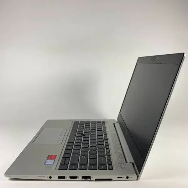 Ультрабук HP EliteBook 840 G5 / 14" (1920x1080) IPS / Intel Core i5-8350U (4 (8) ядра по 1.7 - 3.6 GHz) / 16 GB DDR4 / 512 GB SSD / AMD Radeon RX 540, 2 GB GDDR5, 128-bit / WebCam / Fingerprint б/в - зображення 5