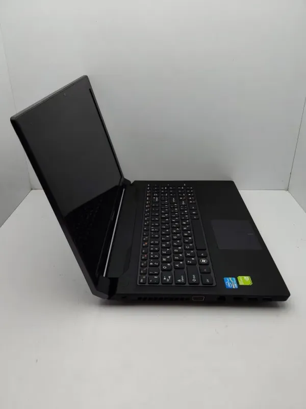 Ноутбук Lenovo V580 / 15.6" (1366x768) TN / Intel Core i5-2540M (2 (4) ядра по 2.6 - 3.3 GHz) / 6 GB DDR3 / 750 GB HDD / nVidia GeForce GT 640, 2 GB DDR3, 64-bit / WebCam б/в - зображення 5