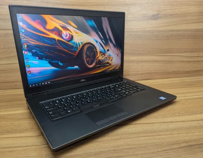 Мобільна робоча станція Dell Precision 7730 / 17.3" (1920x1080) IPS / Intel Core i7-8850H (6 (12) ядра по 2.6 - 4.3 GHz) / 64 GB DDR4 / 512 GB SSD / nVidia Quadro P5200, 16 GB GDDR5, 256-bit / WebCam / Windows 10 б/в - зображення 4