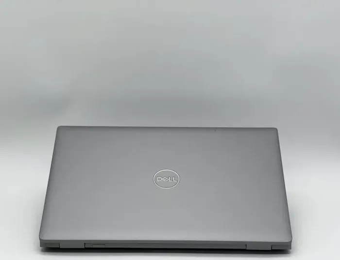 Ультрабук Б-клас Dell Latitude 5520 / 15.6" (1366x768) TN / Intel Core i5-1145G7 (4 (8) ядра по 2.6 - 4.4 GHz) / 8 GB DDR4 / 240 GB SSD / Intel Iris Xe Graphics / WebCam б/в - зображення 7