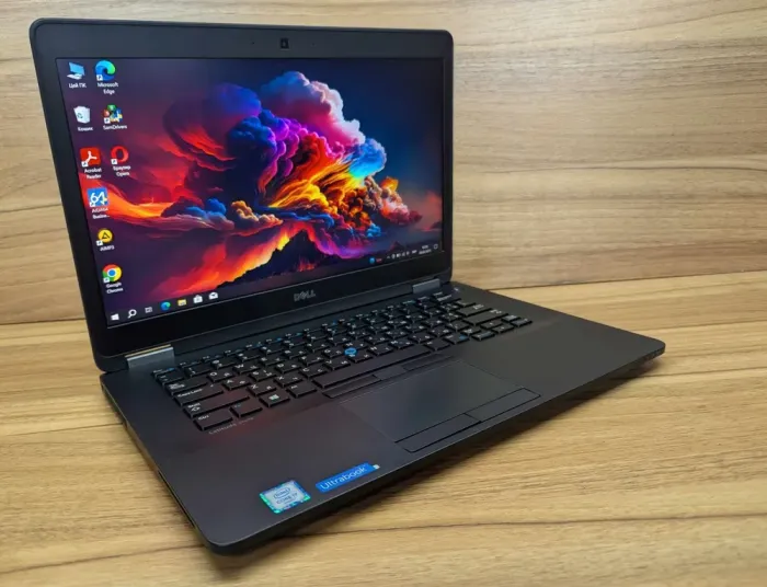 Ультрабук Dell Latitude E7470 / 14" (1920x1080) IPS / Intel Core i7-6600U (2 (4) ядра по 2.6 - 3.4 GHz) / 8 GB DDR4 / 256 GB SSD / Intel HD Graphics 520 / WebCam / HDMI / Windows 10 б/в - зображення 4